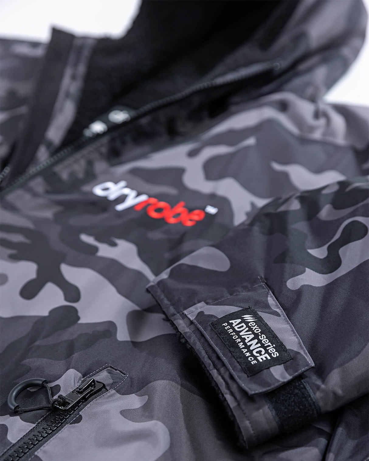 Dryrobe V3 - Black Camo (Long Sleeved)